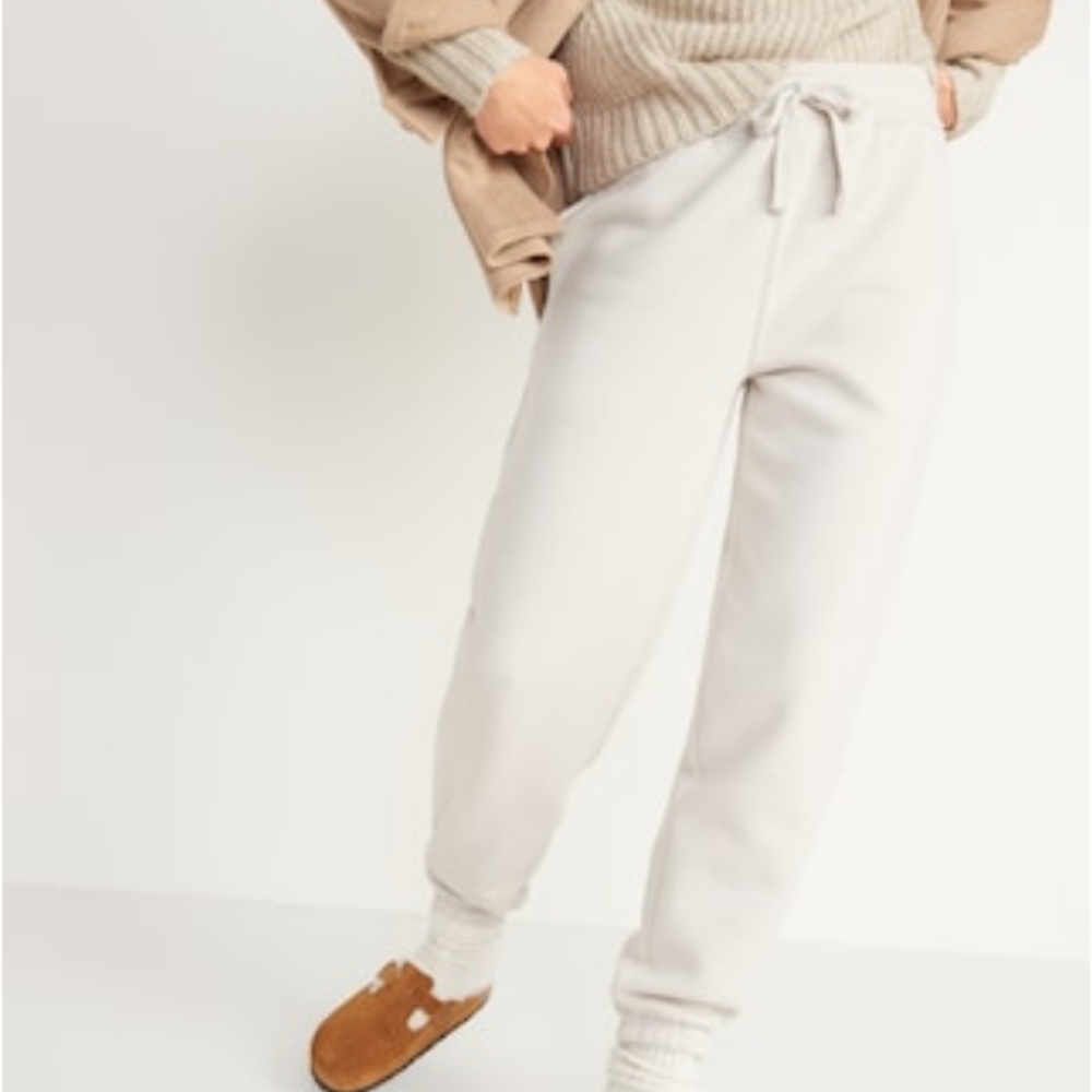 Old Navy Gender Neutral Sweatpants for Adults in 'Canvas'